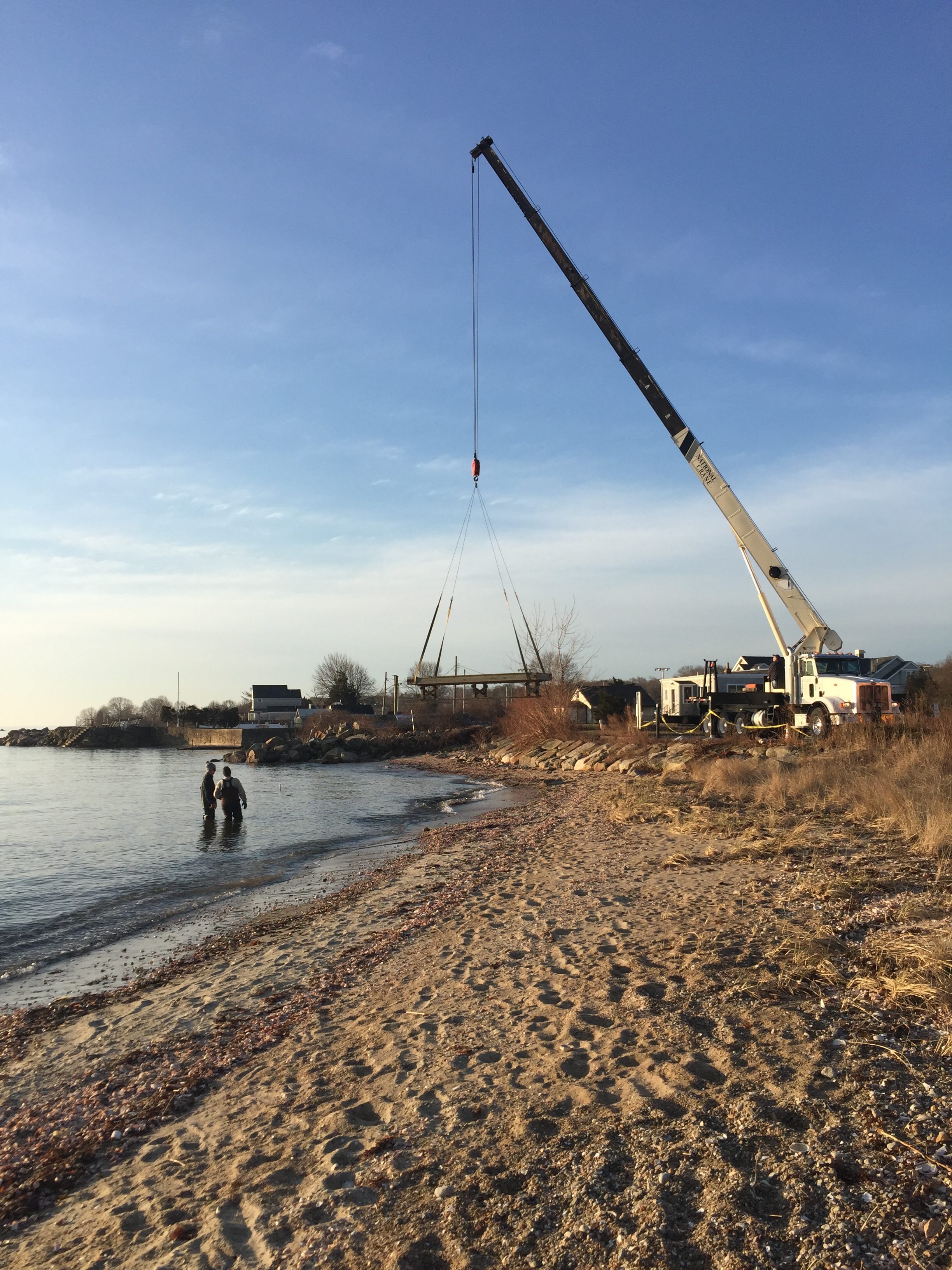 Crane Launching floats 2018