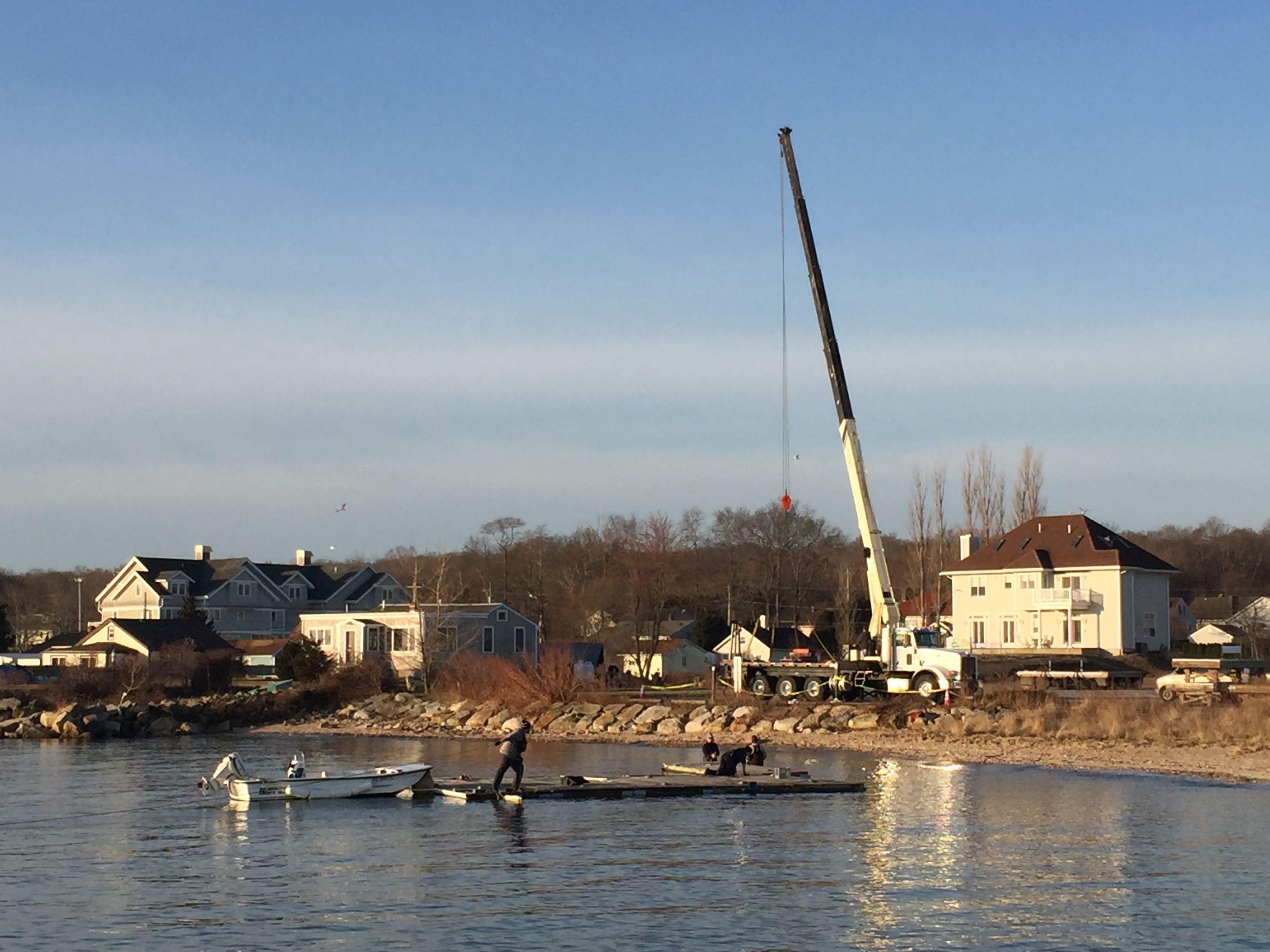 Crane launching floats in 2018